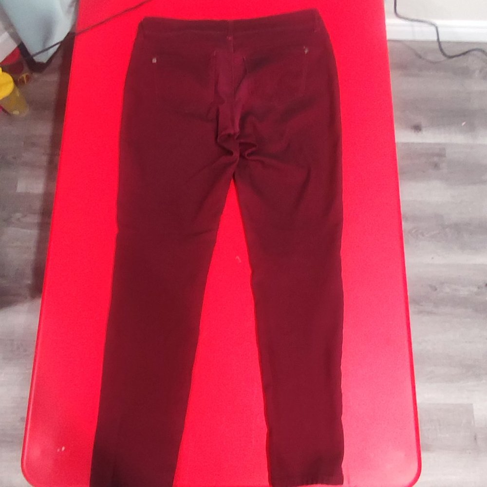 Celebrity Pink jeans colour shift burgundy women's junior size 7